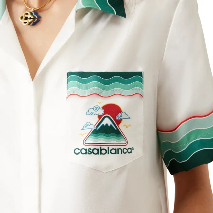 Camicia a maniche corte in seta Montagne Ondulee in pantaloncini