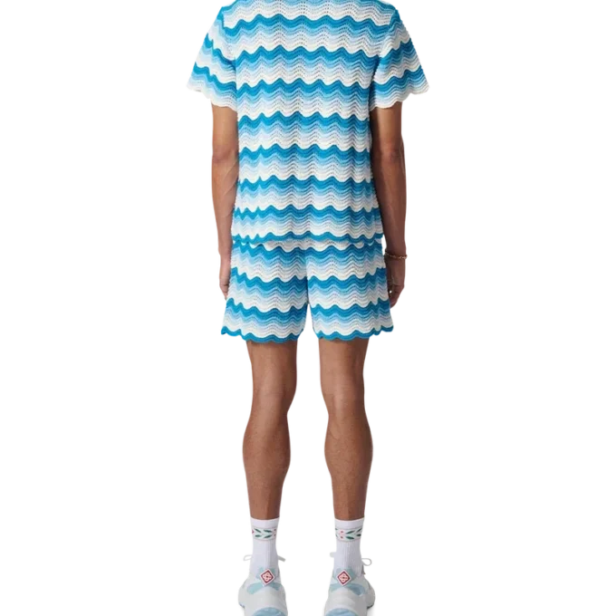 Camicia all’uncinetto con sfumatura ondulata