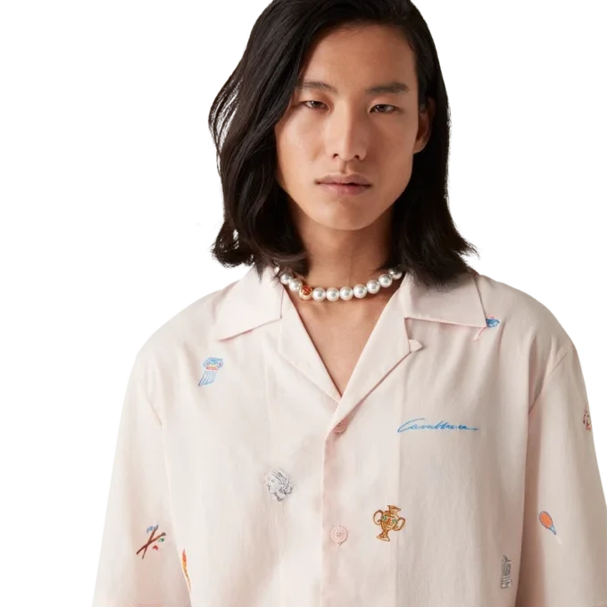 Camicia con motivo ricamato Camicia con motivo ricamato