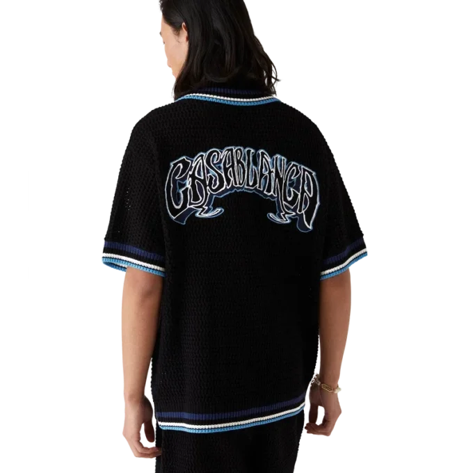 Camicia Gothic all’uncinetto