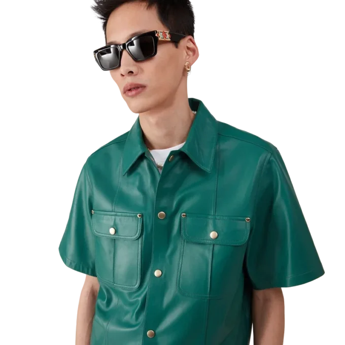 Camicia in pelle a maniche corte in pantaloncini Camicia in pelle a maniche corte in pantaloncini