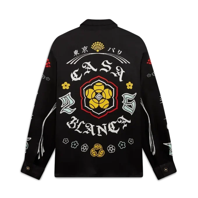 Camicia in raso di seta a maniche lunghe con emblema