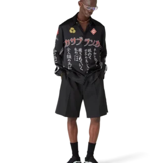 Camicia in raso di seta a maniche lunghe con emblema