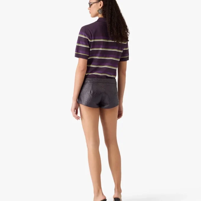 Camicie aderenti a righe viola e verde