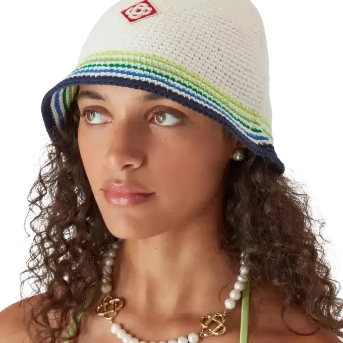 Cappello all’uncinetto a righe