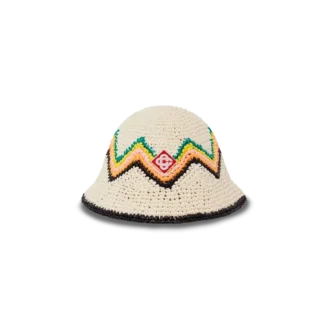 Cappello all’uncinetto in rafia