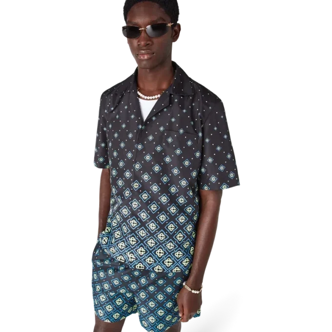 Costume da bagno a pantaloncini con monogramma nero sfumato Costume da bagno a pantaloncini con monogramma nero sfumato