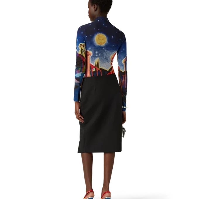 Décolleté con cinturino posteriore e arco cromato