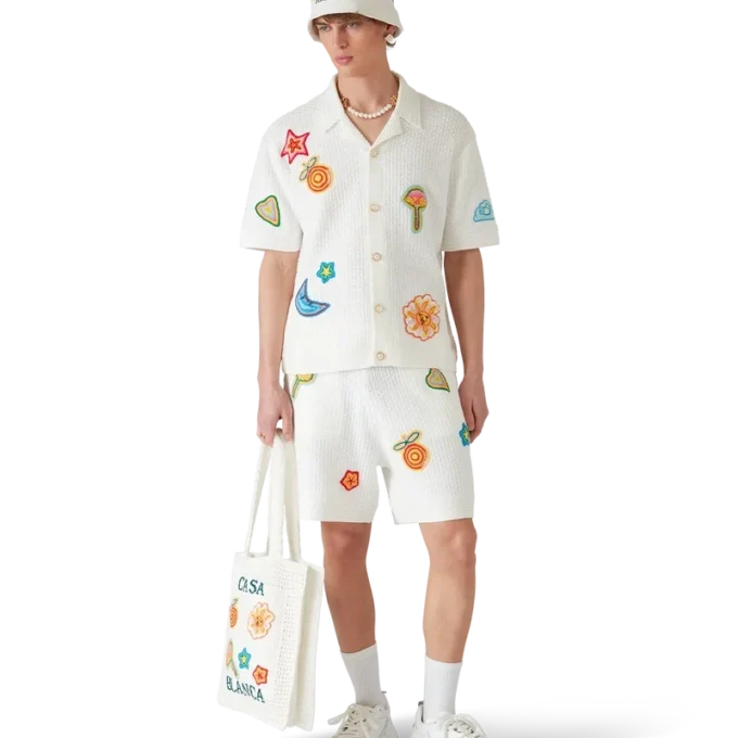 Pantaloncini con motivi all’uncinetto