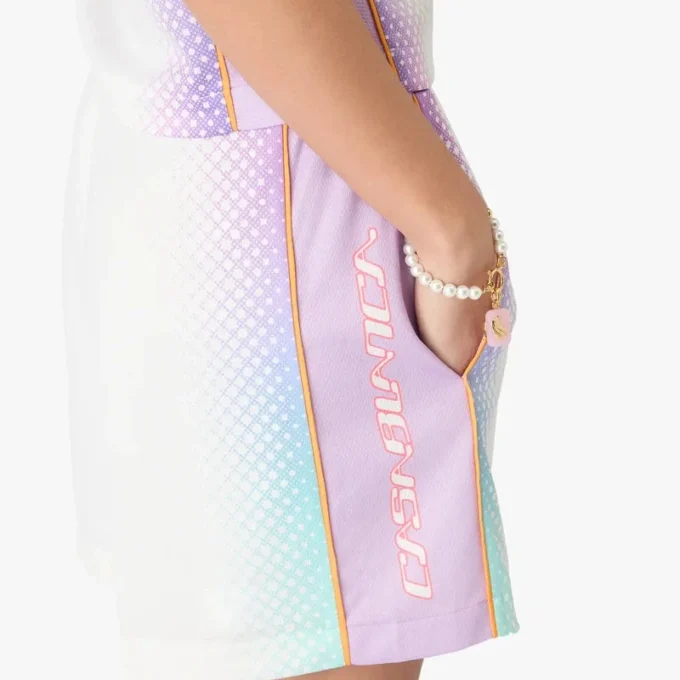 Pantaloncini da calcio in rete con sfumatura vetro