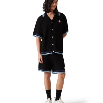 Camicia Gothic all’uncinetto