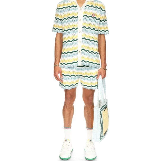 Pantaloncini in bouclé ondulato