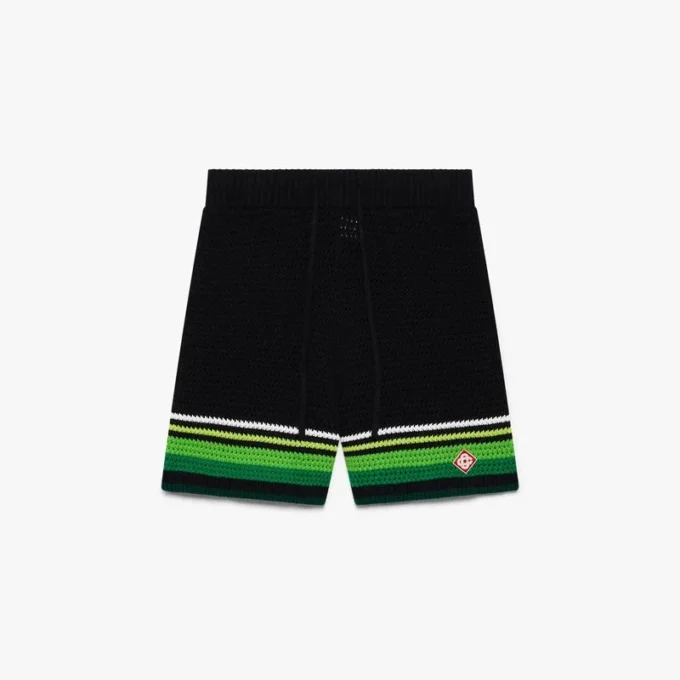 Pantaloncini in maglia all’uncinetto neri