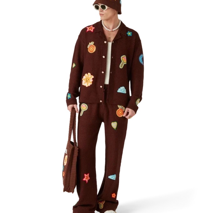 Pantaloni all’uncinetto con motivi