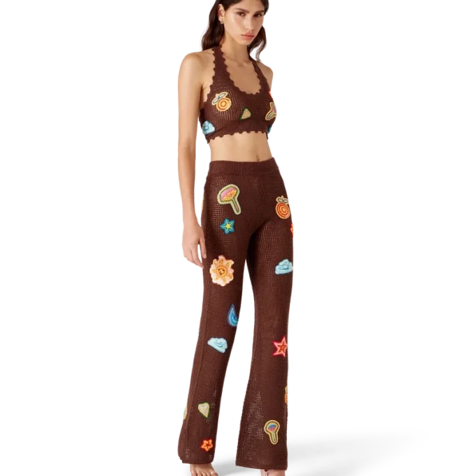 Pantaloni all’uncinetto con motivi