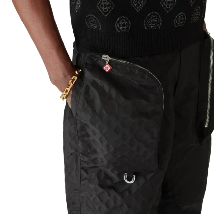 Pantaloni cargo in nylon jacquard