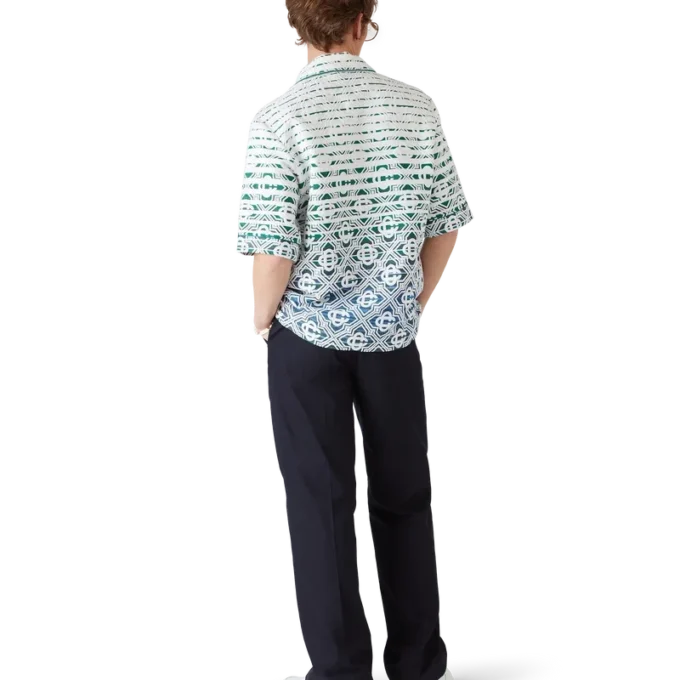 Pantaloni chino dal taglio morbido