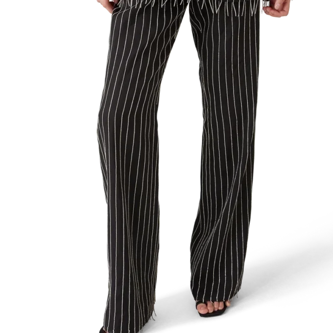 Pantaloni sartoriali impreziositi da cristalli