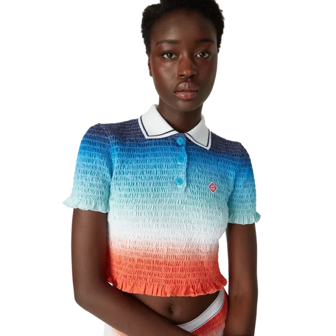 Polo corta con sfumature