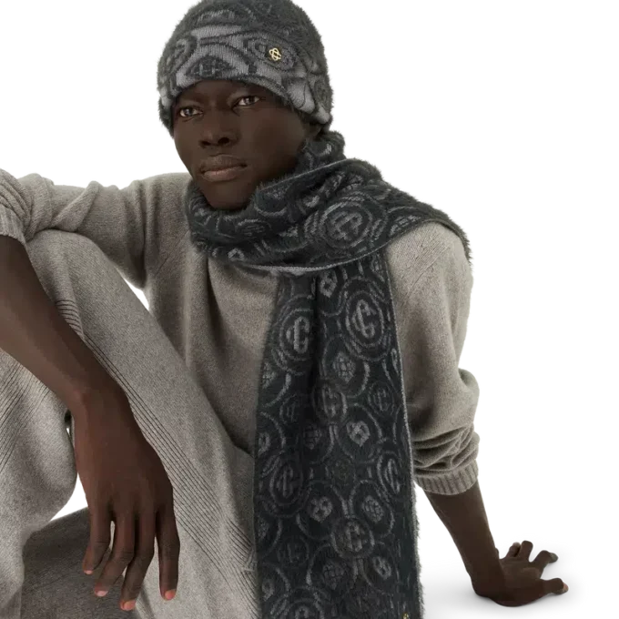 Sciarpa in mohair con monogramma soffice