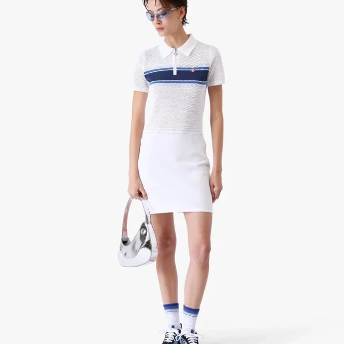 Vestito midi in rete a righe bianche e blu