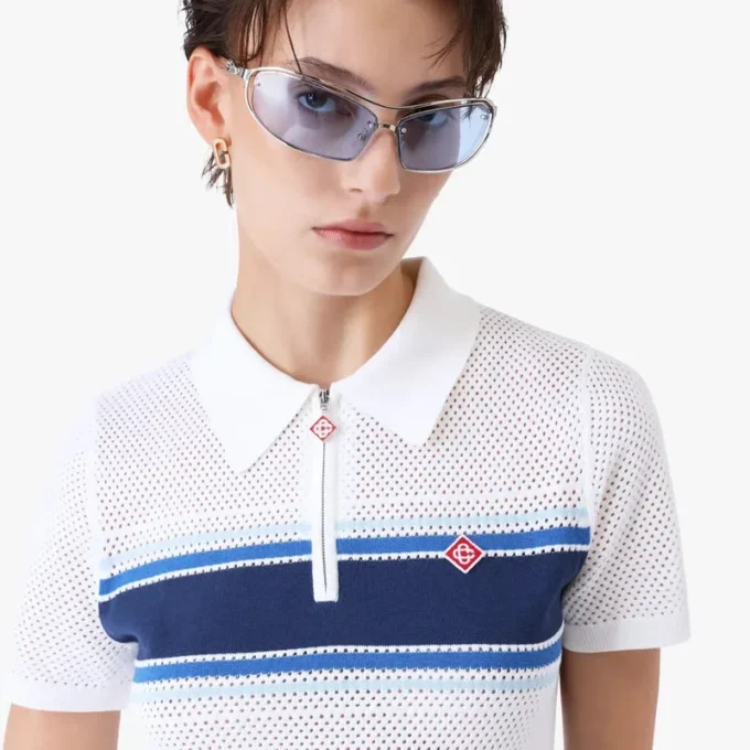 Vestito midi in rete a righe bianche e blu